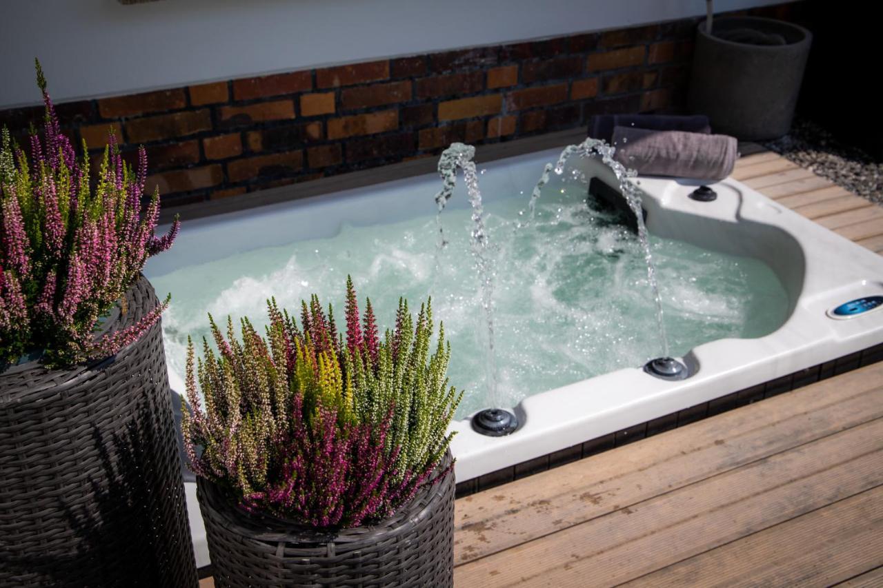 Unterschlupf Radeberg Mit Garten & Whirlpool Exterior foto
